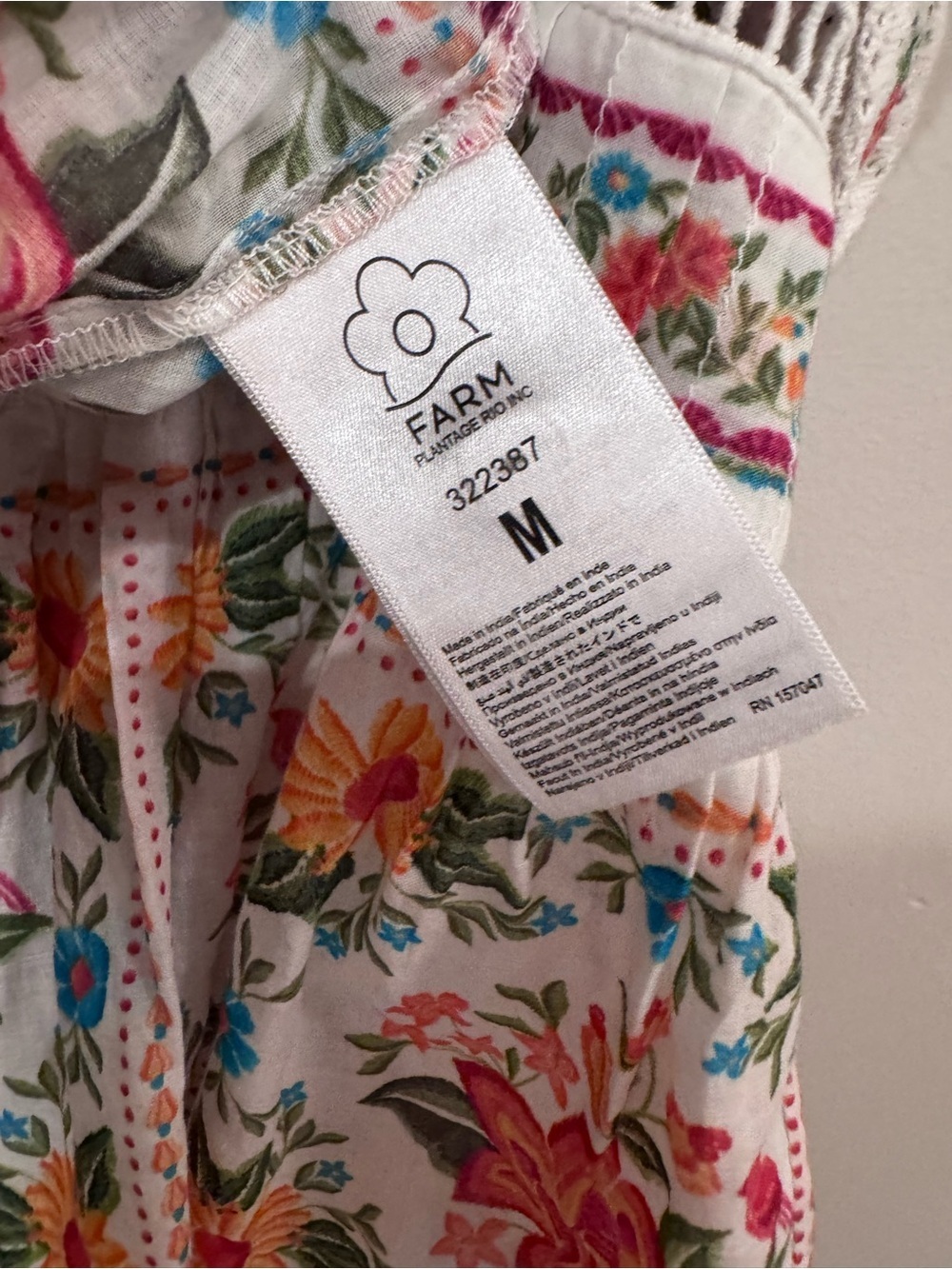 FARM Rio Off White Bloom Garden Sleeveless Blouse size medium - Picture 3 of 9